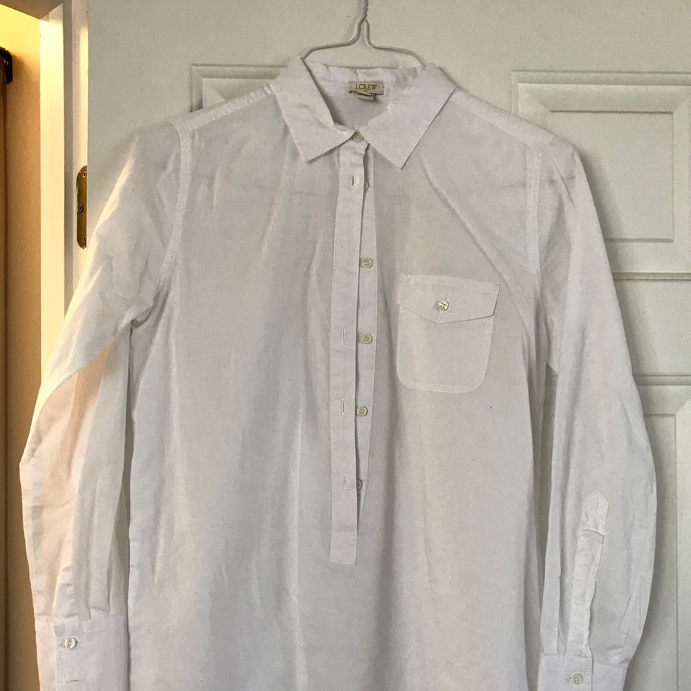 White long sleeve tunic top
